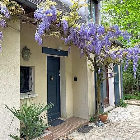 Bed & Breakfast Oak'wood La Queue-les-Yvelines