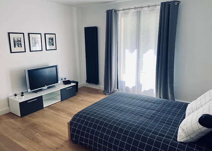 Bed & Breakfast Oak'wood La Queue-les-Yvelines